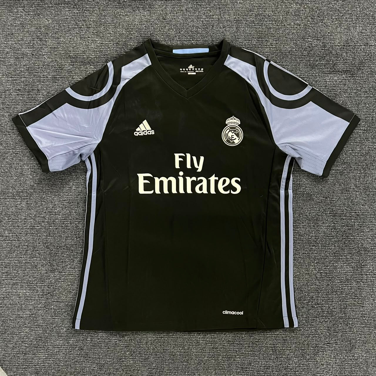 Real Madrid Tercera Equipación 16/17