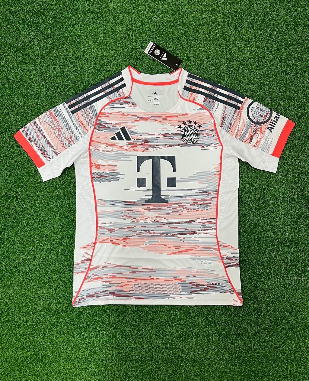 Bayern Munich Visita 25/26