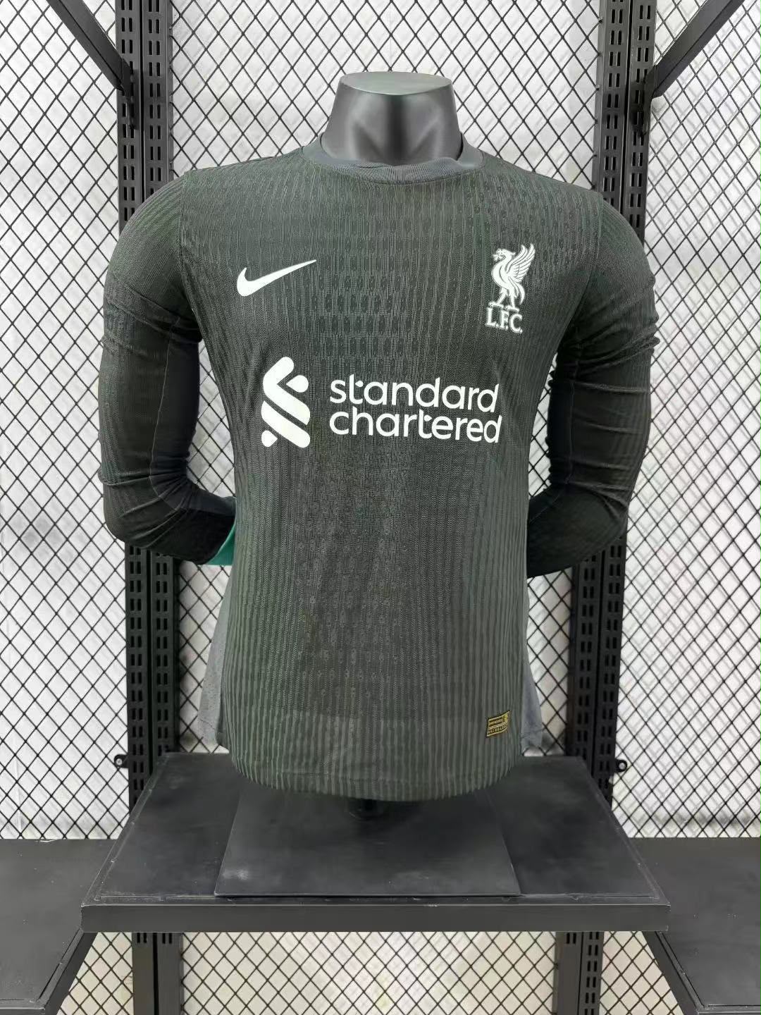 Liverpool Visita MANGA LARGA 24/25