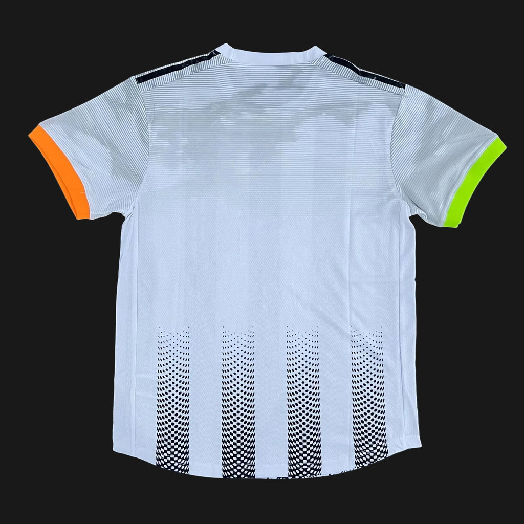 Juventus Fourth Kit 19/20