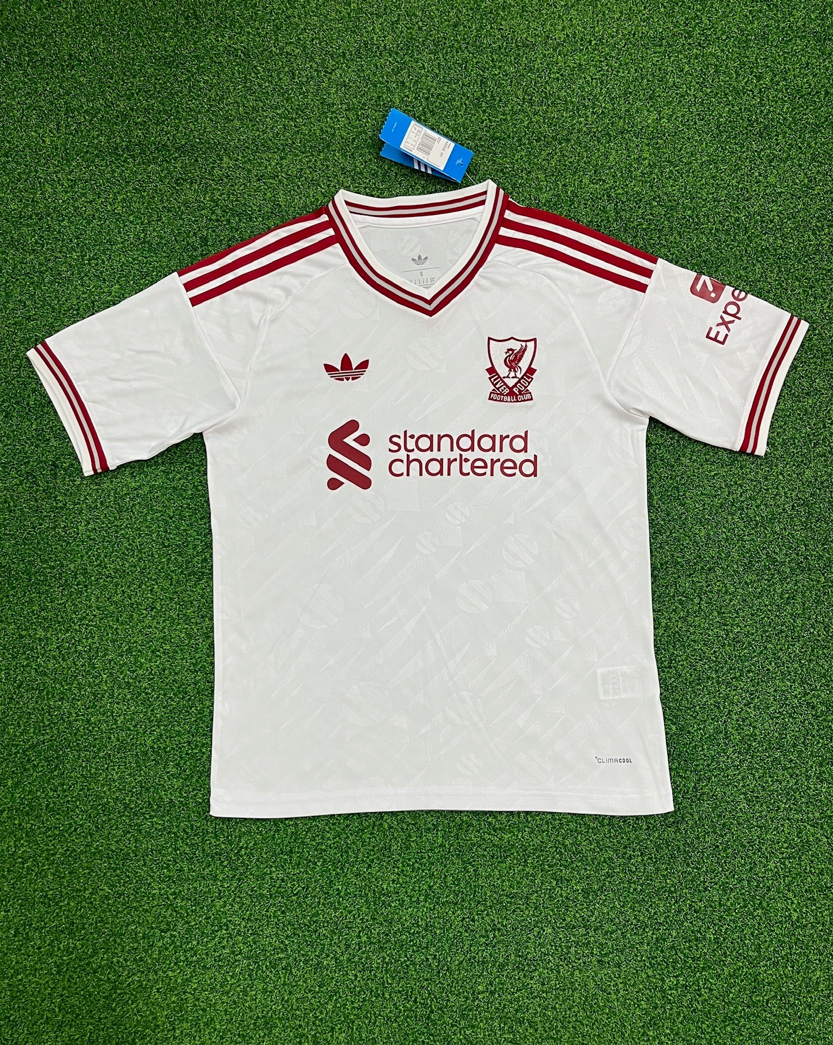 Liverpool Visita 26/27