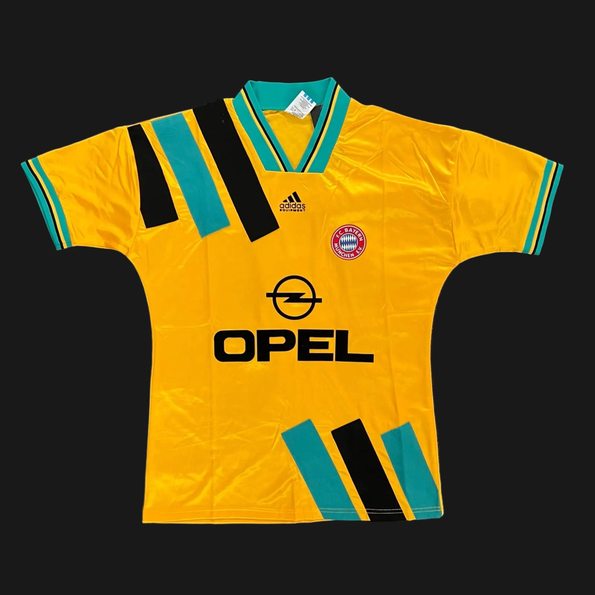 Bayern Munich Away 93/95