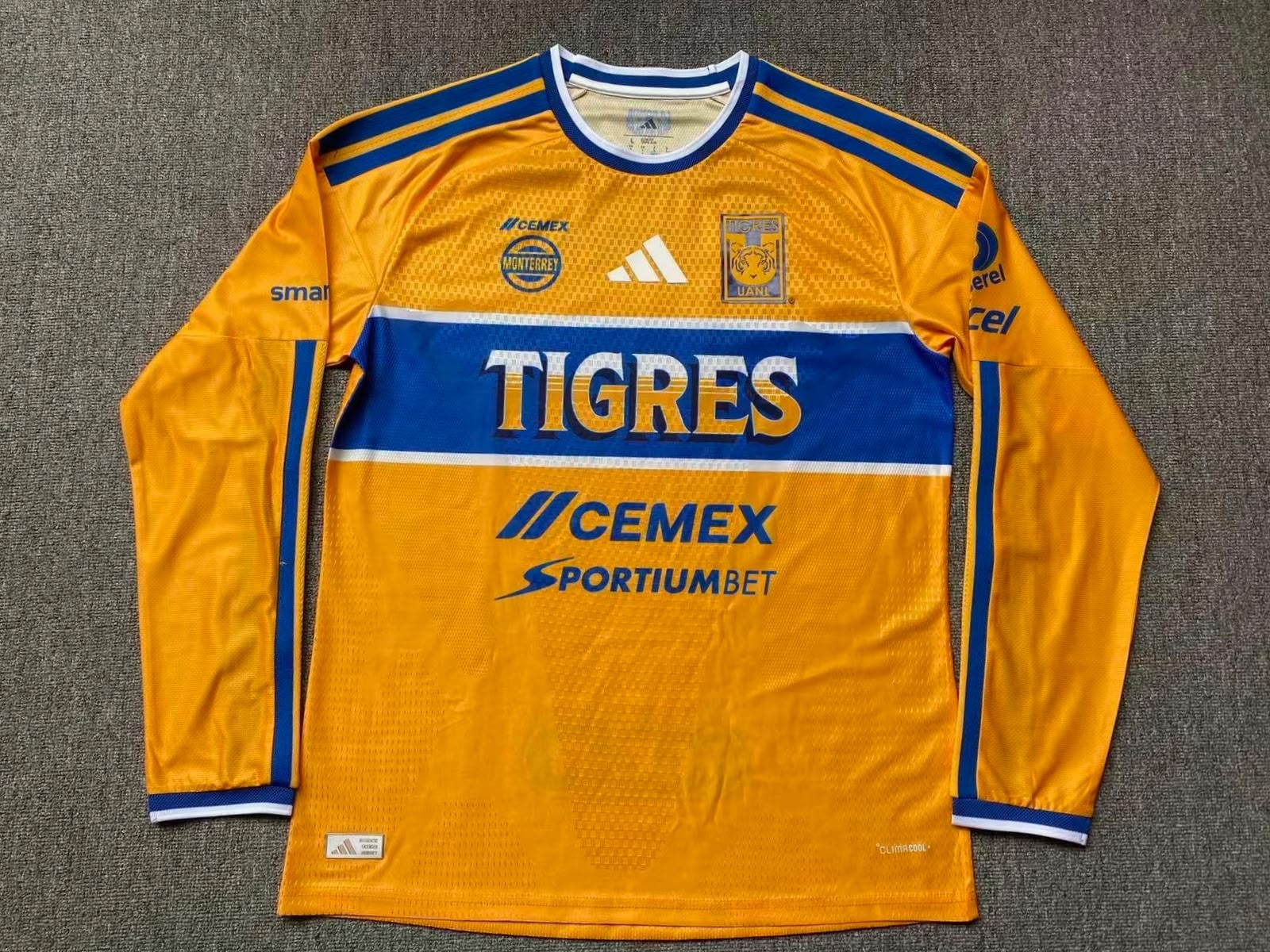 Tigres MANGA LARGA 26/27 Falta editar precio jugador