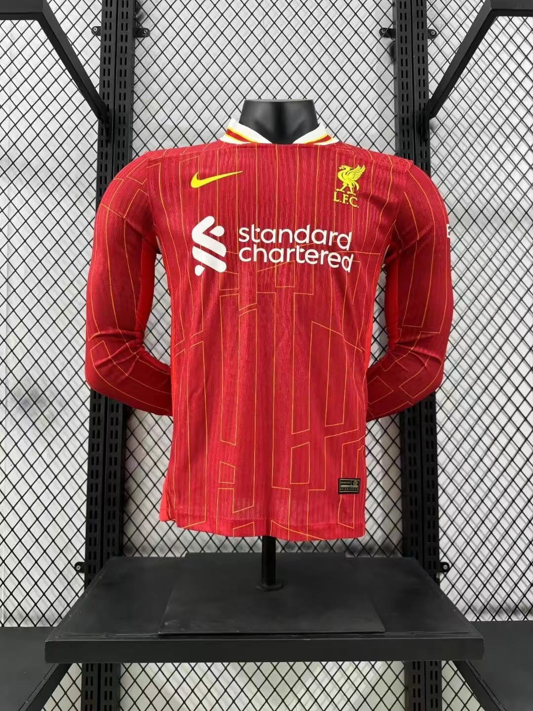 Liverpool MANGA LARGA 24/25