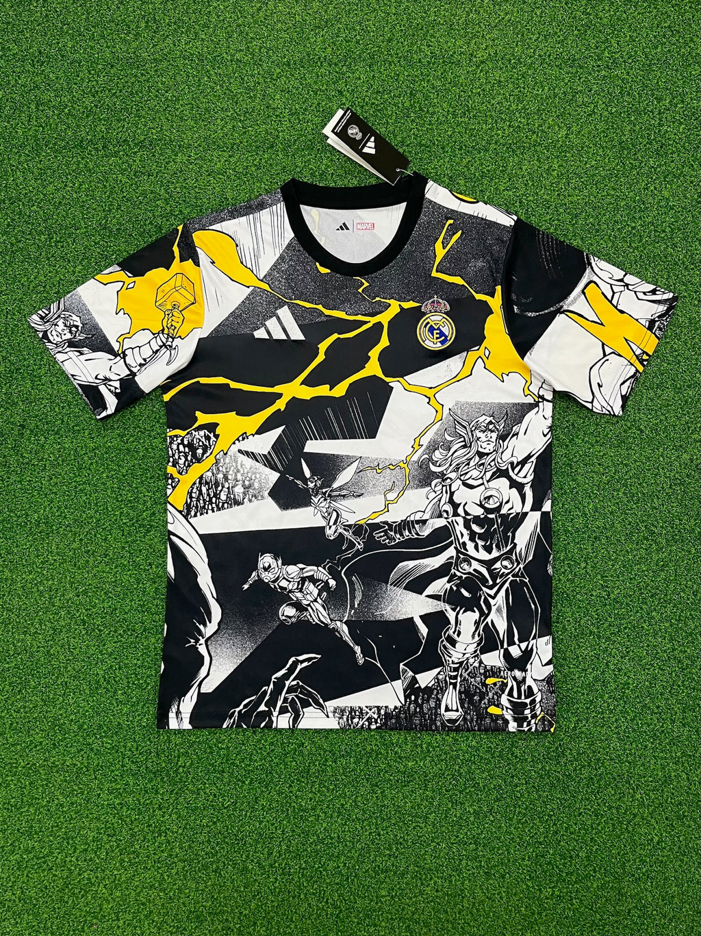 Real Madrid Prematch Avengers 25/26