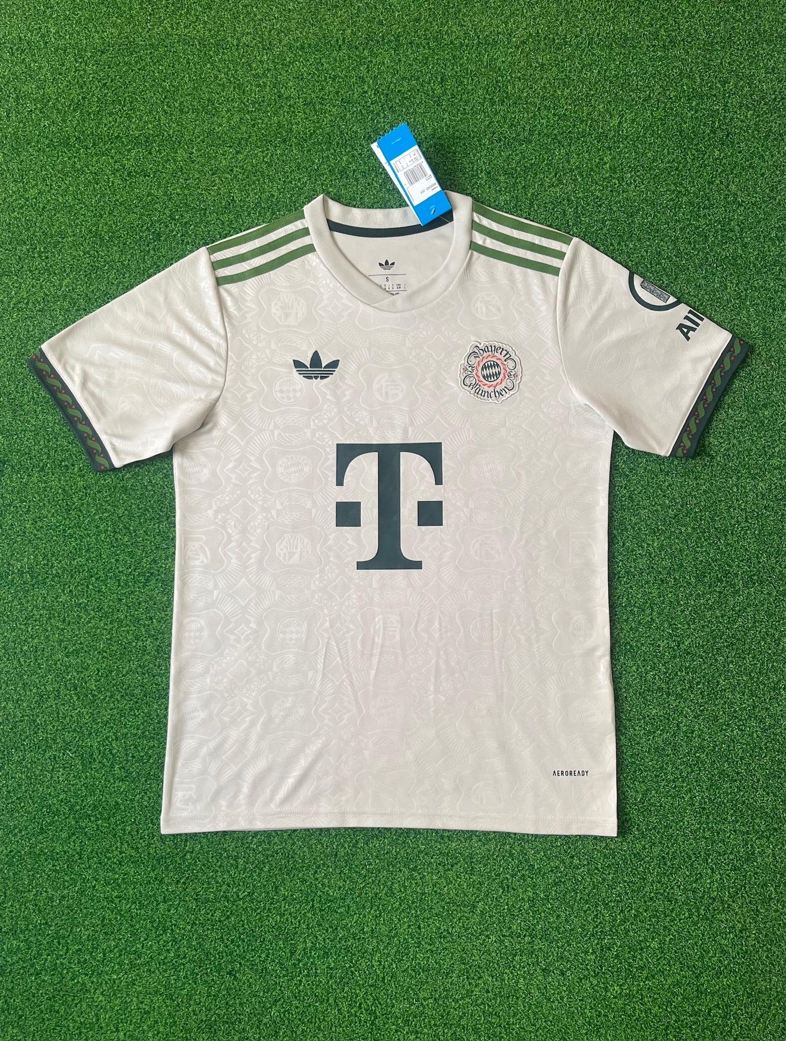 Bayern Munich Oktoberfest 25/26