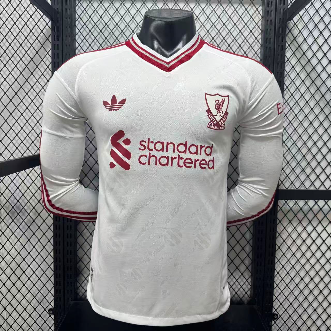 Liverpool Visita MANGA LARGA 26/27